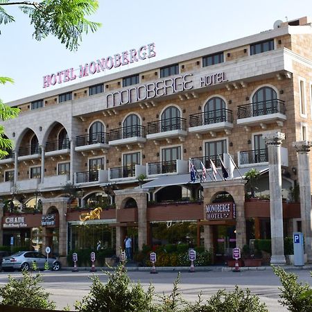 Monoberge Hotel Byblos Bagian luar foto