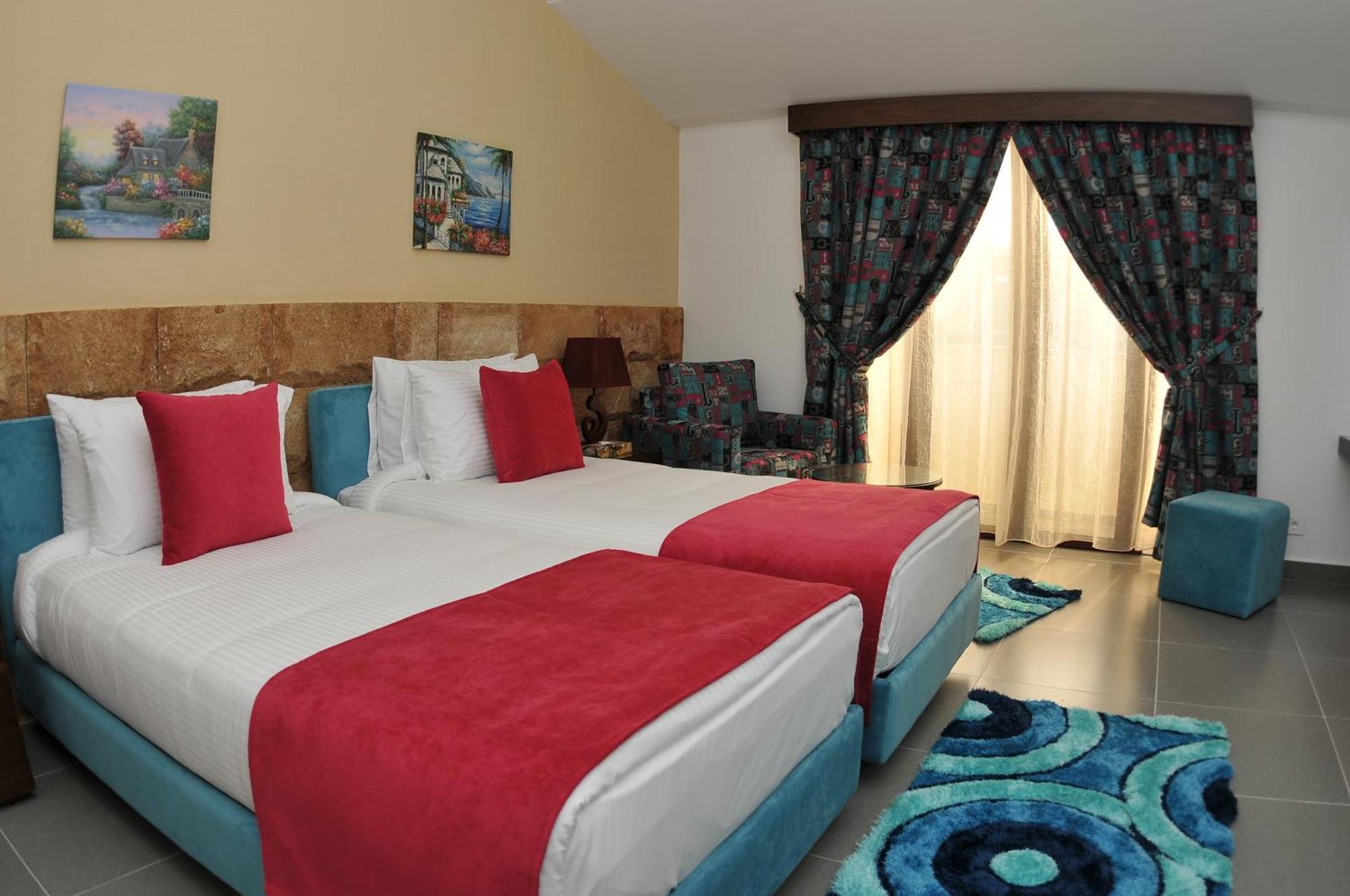 Monoberge Hotel Byblos Ruang foto