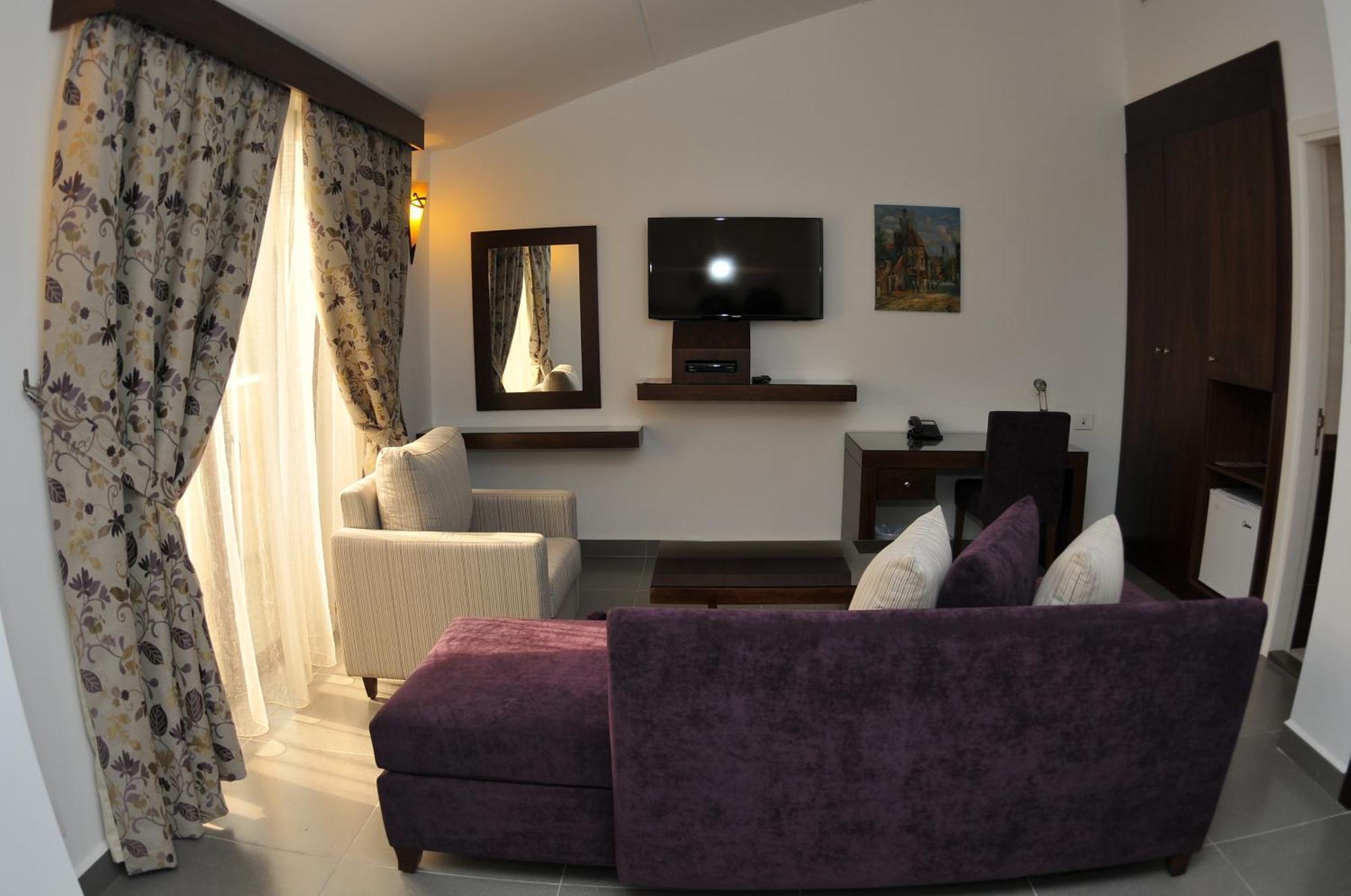 Monoberge Hotel Byblos Ruang foto