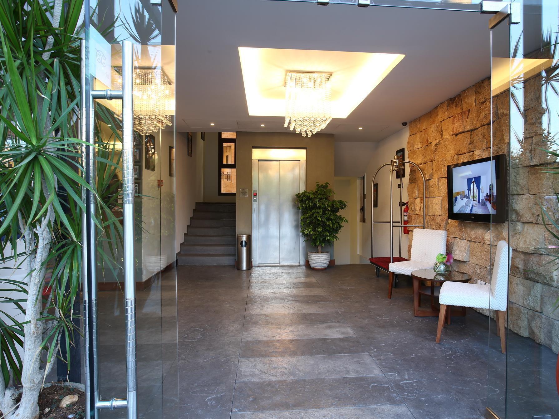 Monoberge Hotel Byblos Bagian luar foto