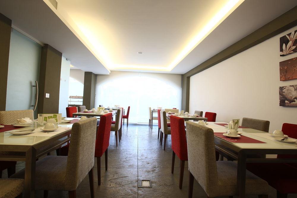 Monoberge Hotel Byblos Bagian luar foto